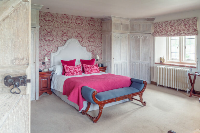 Why Leeds Castle Remains One of Britain’s Most Iconic Luxury Wedding Venues