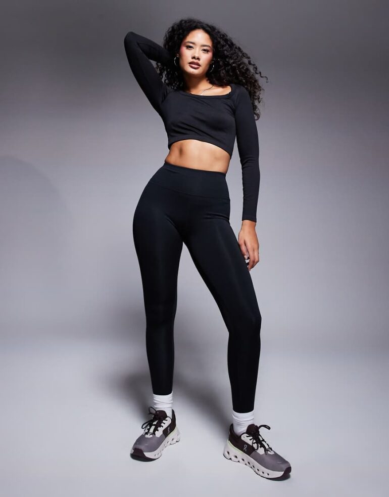 4505 Hourglass Icon soft touch high waist yoga legging in black