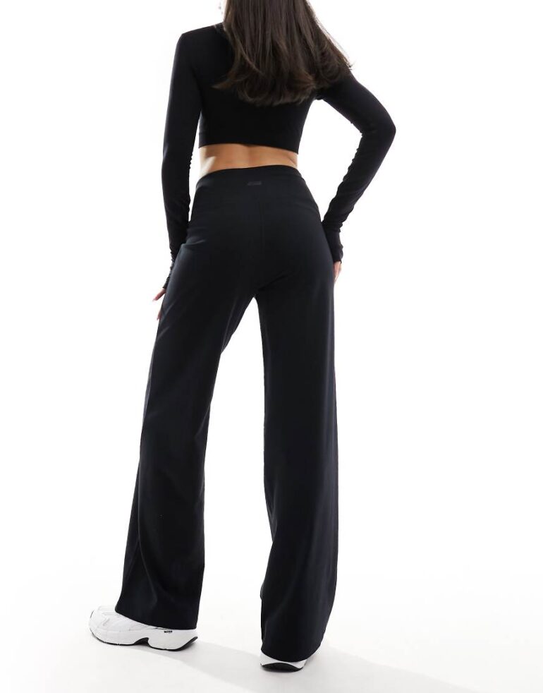 4505 Icon soft touch high waist wide leg dance pant in black