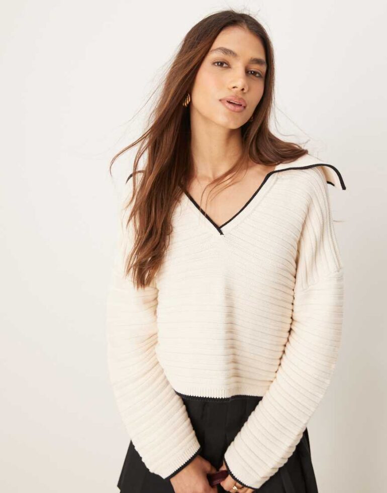 ASOS DESIGN knitted collar jumper with tipping detail in cream-White