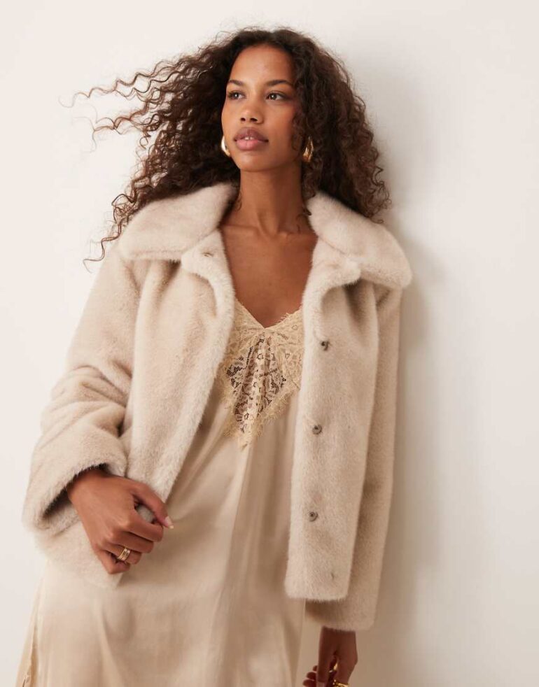 Abercrombie & Fitch collared borg jacket in beige-Neutral