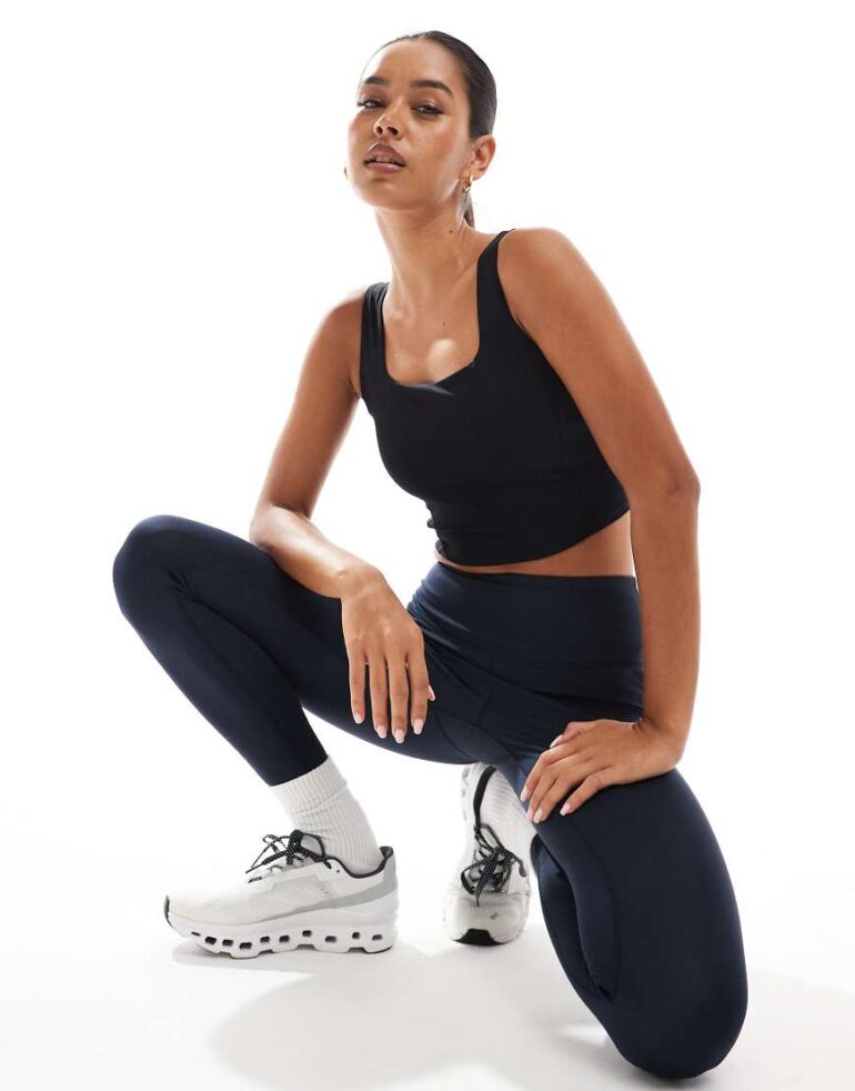 Agon Square neck sports top in black