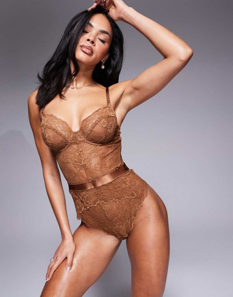 Ann Summers Hold me tight body in beige-Neutral