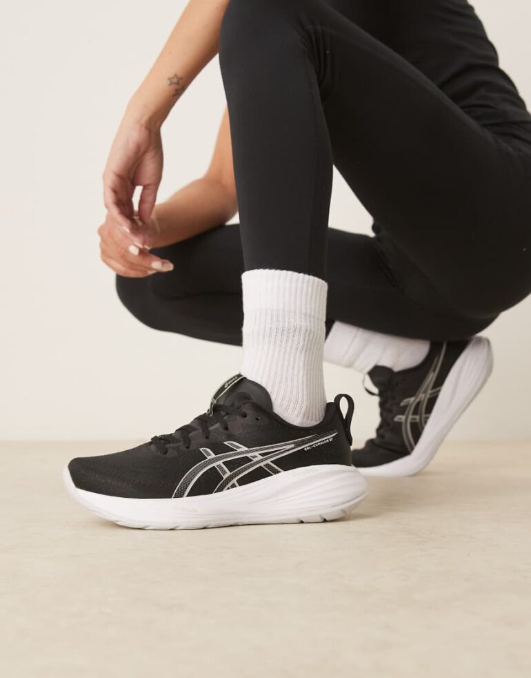 Asics Gel-cumulus 27 running trainers in black and concrete
