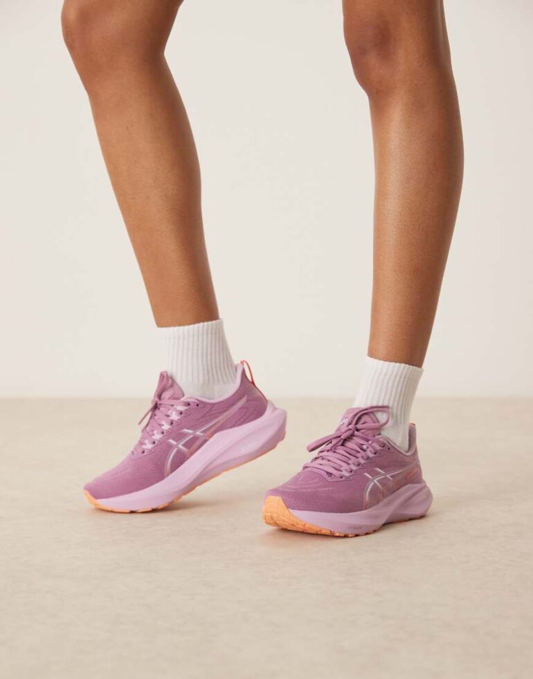 Asics Gt-2000 13 running trainers in ube and light ube-Purple