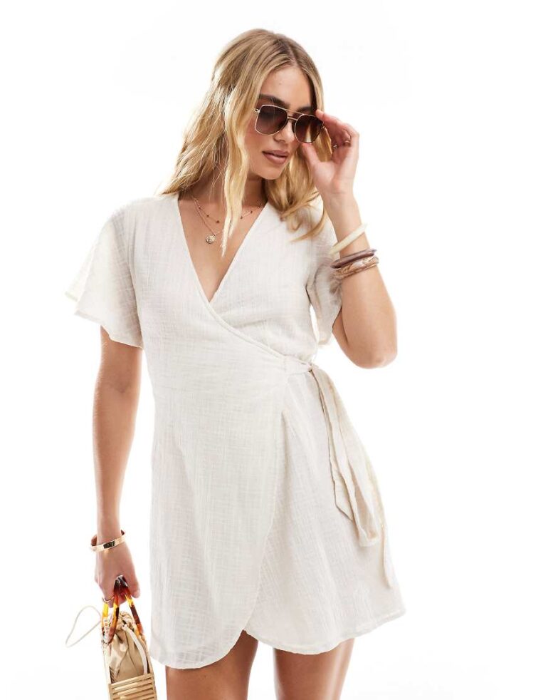 Billabong all for you v front mini wrap dress in white