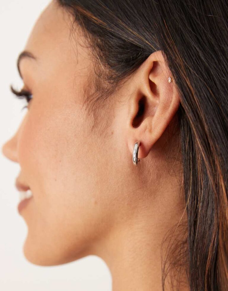 DesignB London chunky hoop earrings in silver
