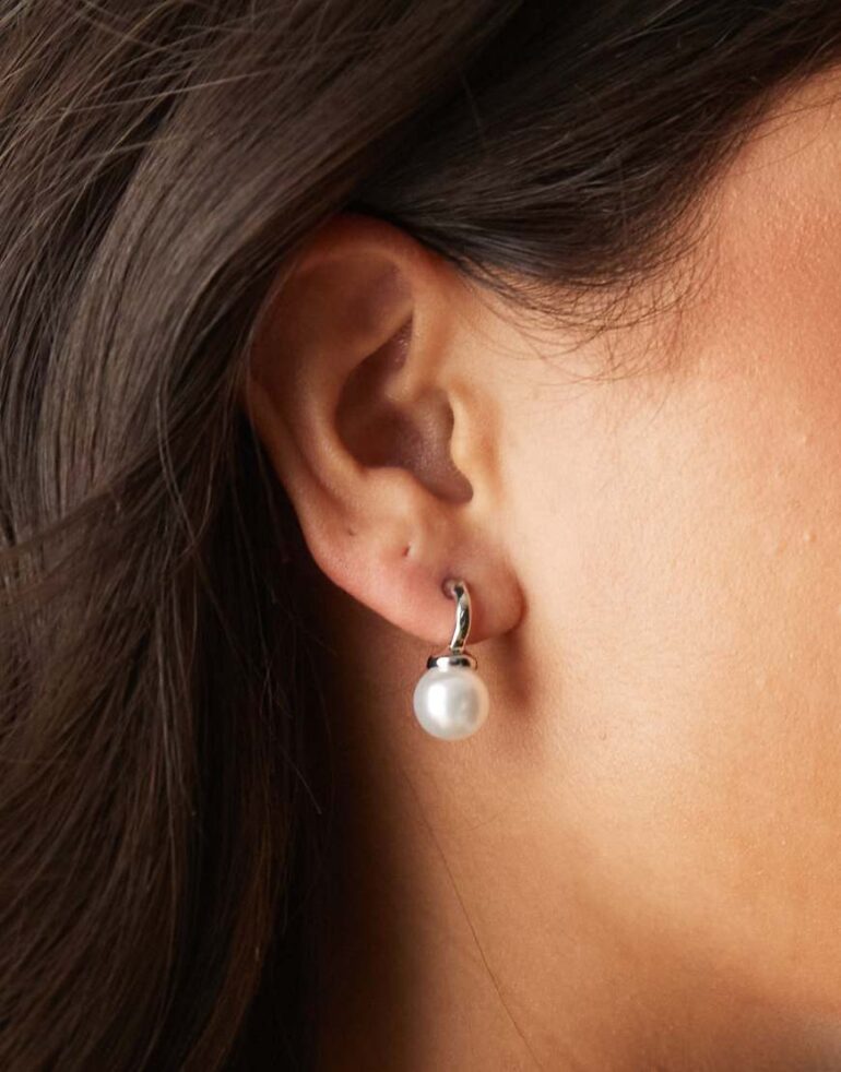 DesignB London pearl huggie hoop earrings in silver