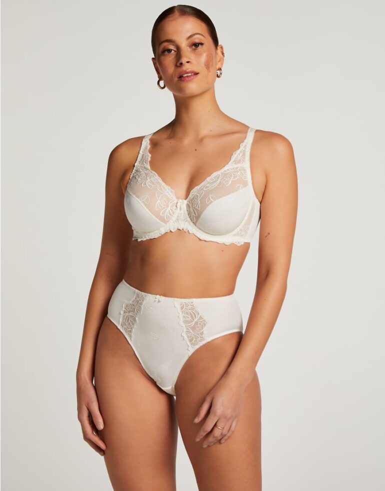 Hunkemoller Diva non-padded underwired bra in white
