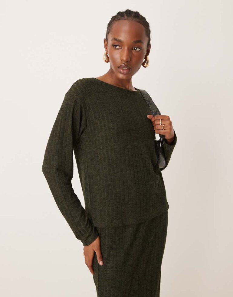 JDY ribbed top co-ord in khaki-Green