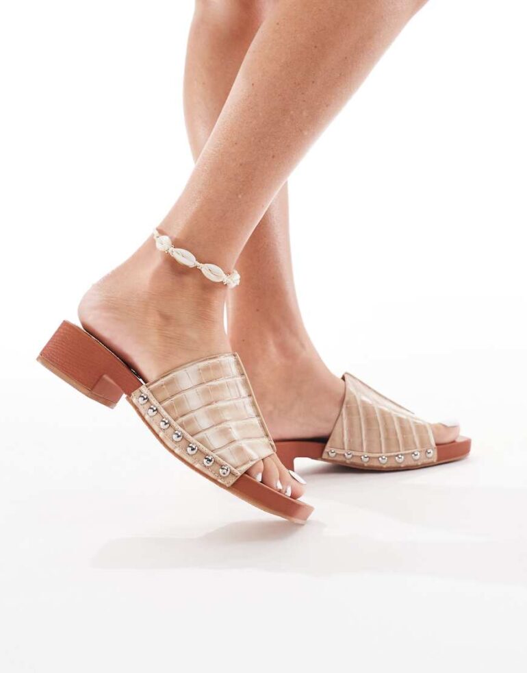 London Rebel heeled sandal with studded strap in cream faux suede-White