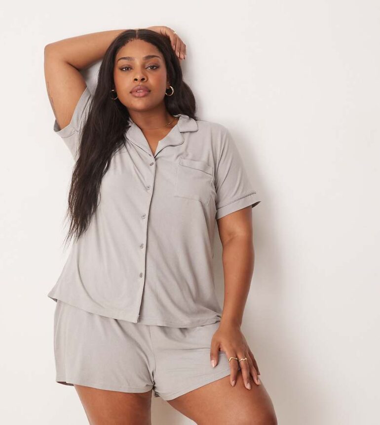Loungeable Curve jersey short sleeve shirt & shorts pyjama set in grey marl