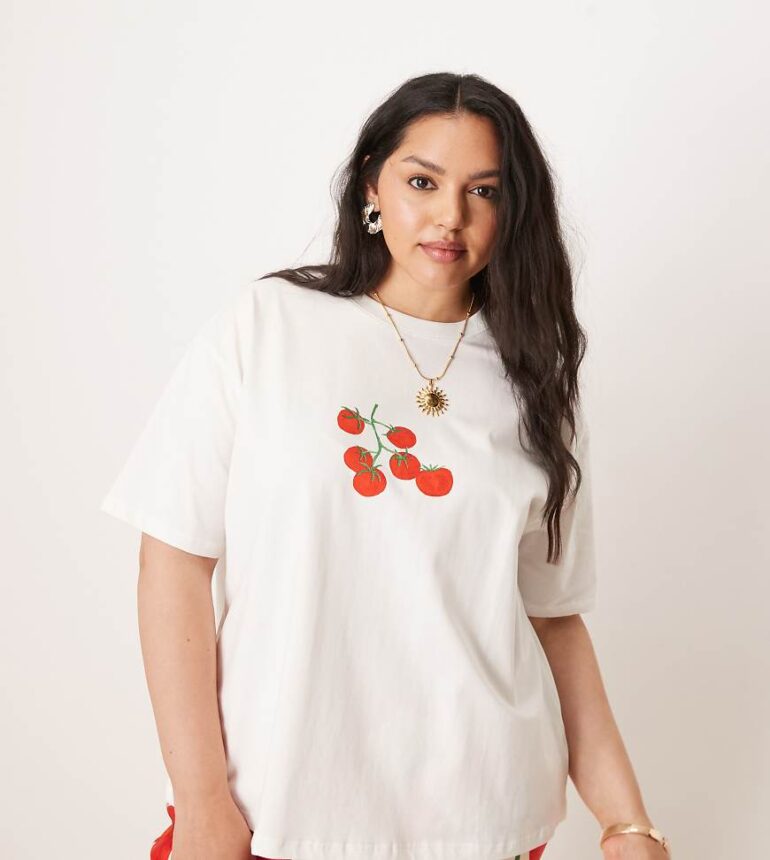 Never Fully Dressed Plus tomato baby tee co-ord in white