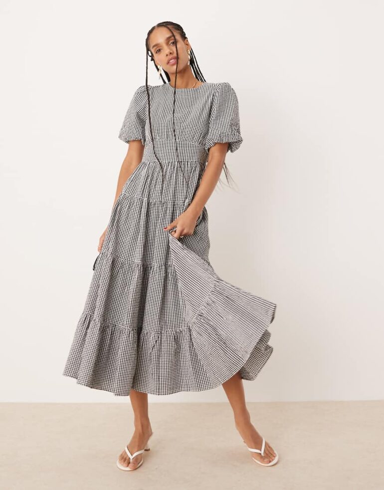 Nobody's Child Ricky puff sleeve midi dress in mono gingham-Black