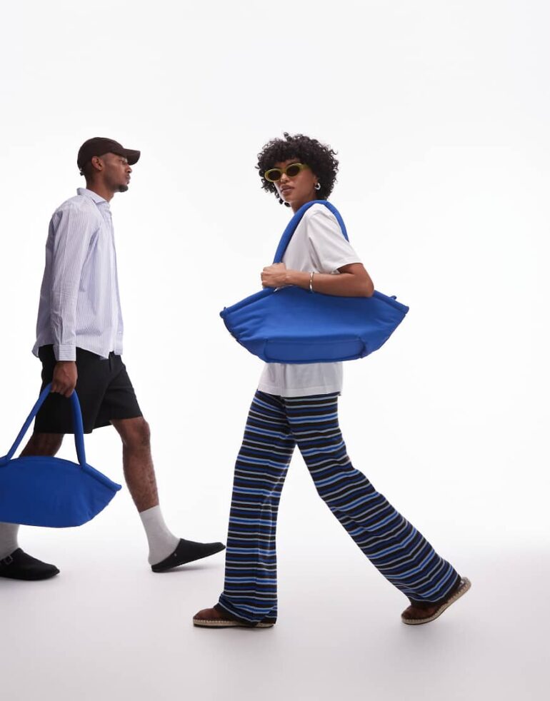OLEND haku large nylon shoulder tote bag in cobalt blue