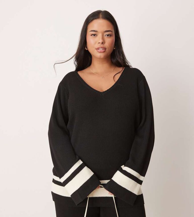 Pretty Lavish Curve v neck contrast knit jumper co ord in black