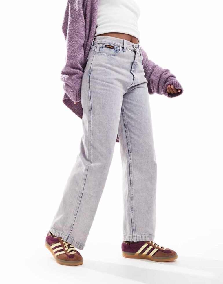 Santa Cruz classic baggy denim jeans in dusty pink