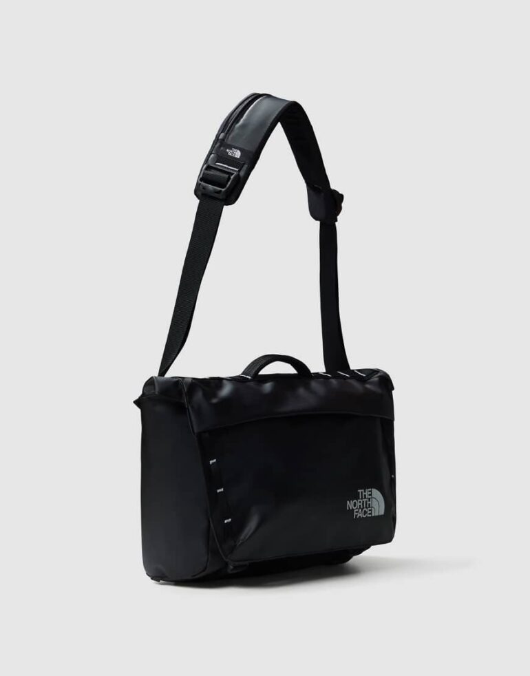 The North Face Base camp voyager messenger bag in tnf black-tnf white-npf