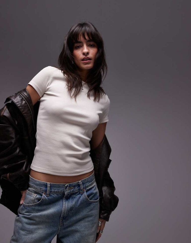 Tommy Jeans badge rib t-shirt in off white