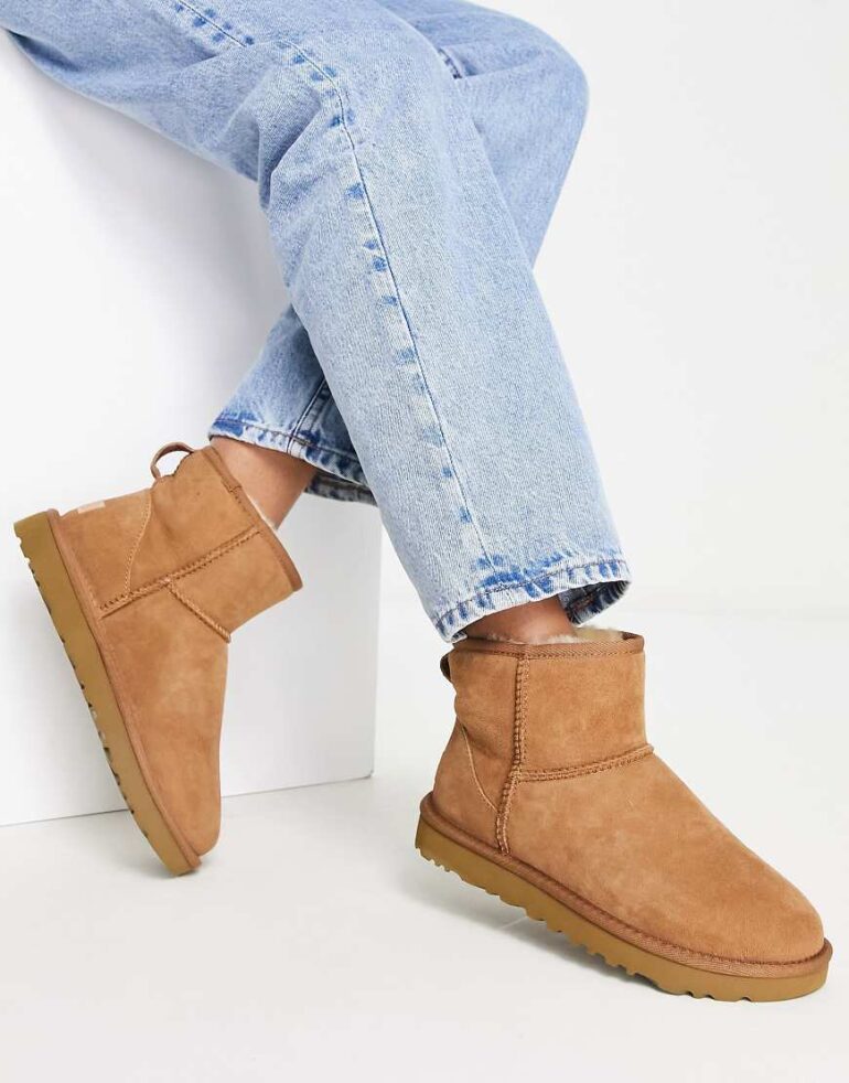 UGG Classic Mini II boots in chestnut-Brown