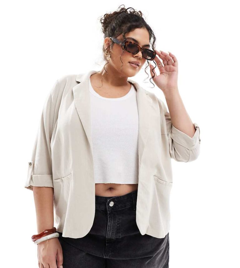Vero Moda Curve linen touch blazer in stone-Neutral