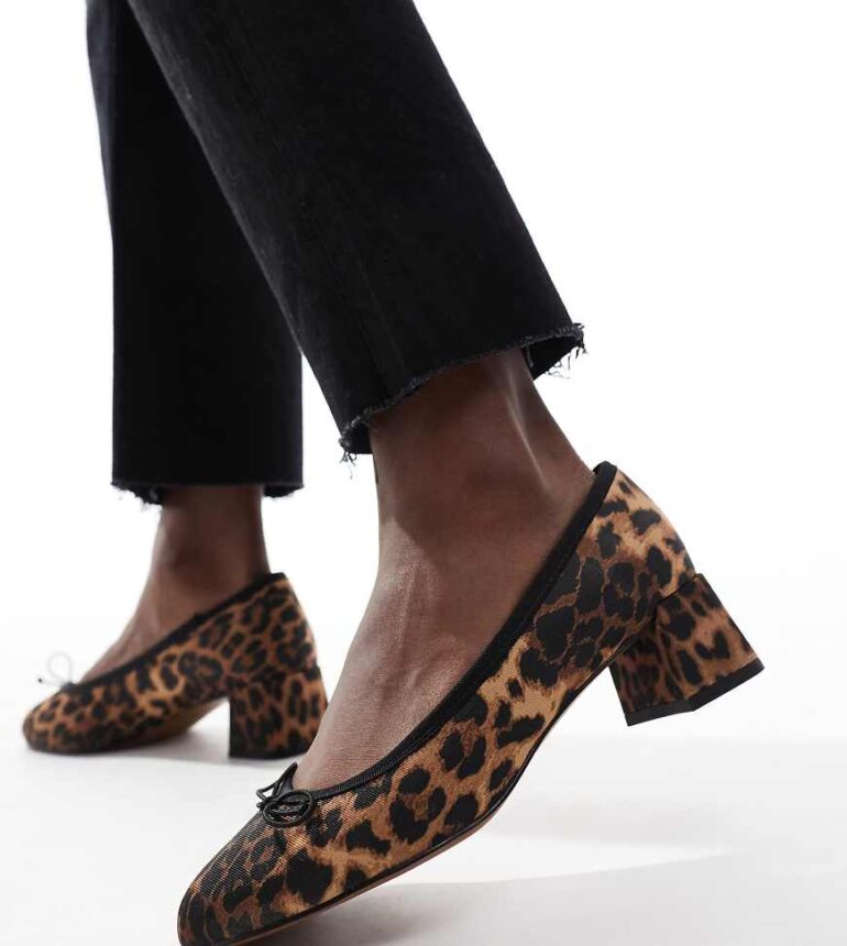 ASOS DESIGN Wide Fit Shelley bow detail mid block heeled shoes in leopard-Multi