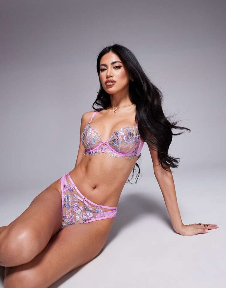 Ann Summers Euphoric thong in pale pink