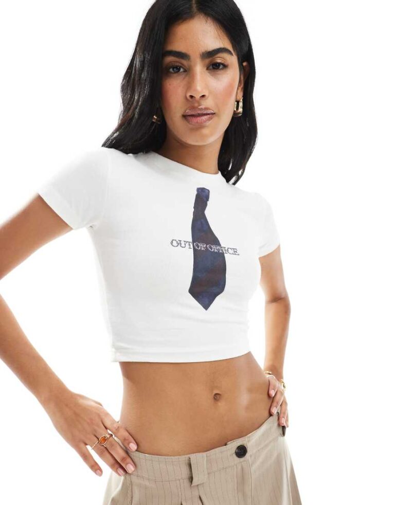 Daisy Street fitted baby tee with tie graphic-White