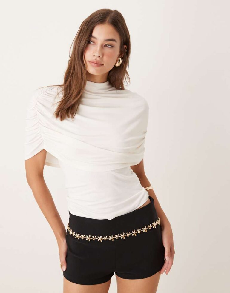 Gina Tricot short cape ruched top in white