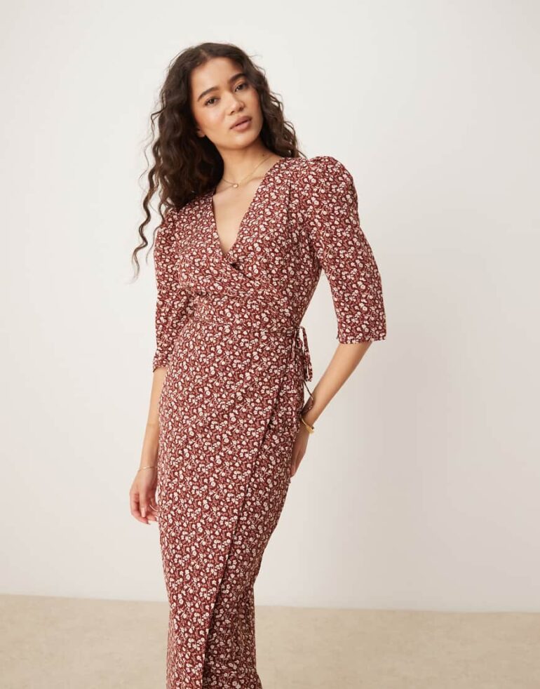 Glamorous v neck midi dresses in maroon ditsy floral-Brown