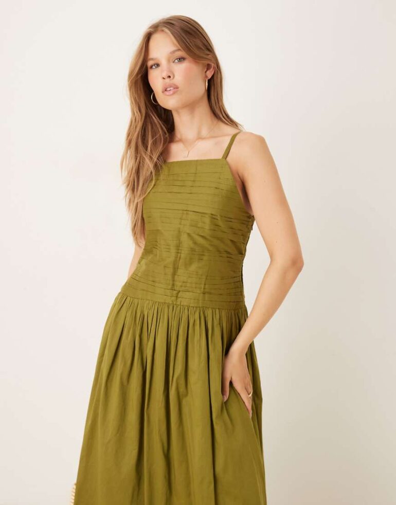 Nobody's Child Talia ruched drop waist midi dress in khaki-Green