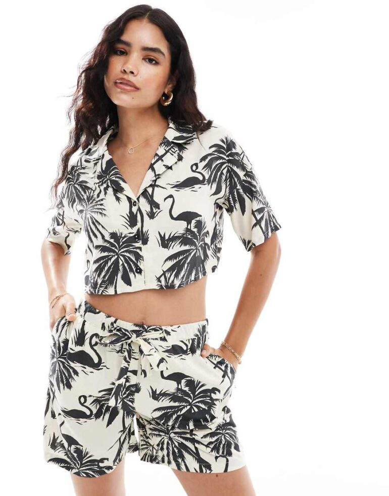 Noisy May cropped boxy resort shirt co-ord with palm print in cream-White