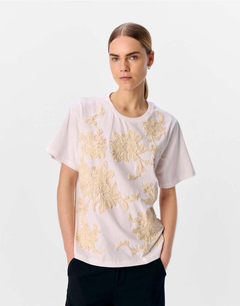 Object T-shirt in white