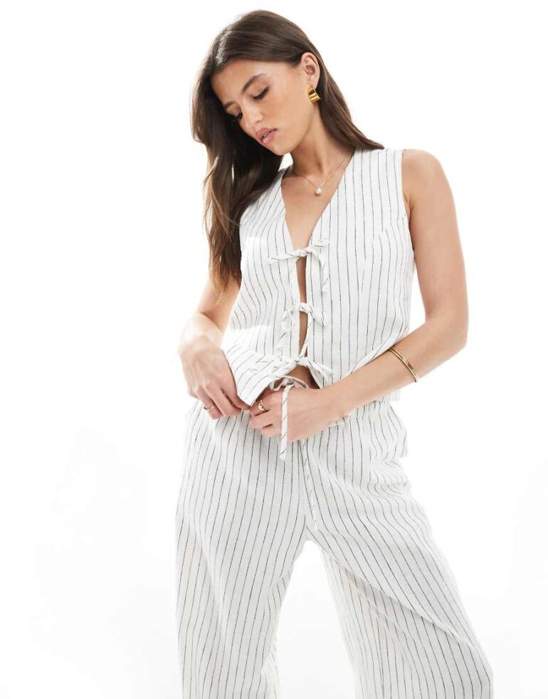 South Beach Stripe Linen Blend Tie Front Waistcoat in Cream-White