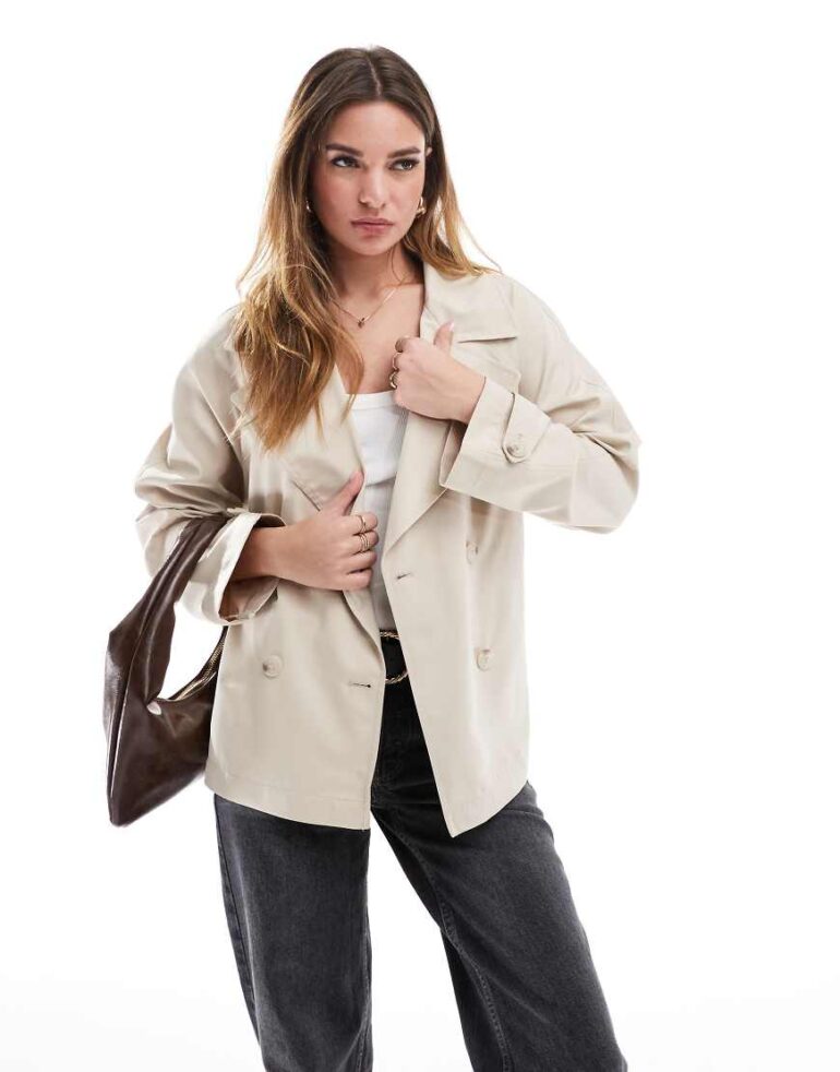 Stradivarius short trench coat with belt in stone-White