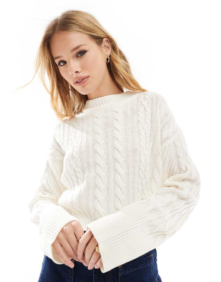 Threadbare cableknit jumper in cream-White