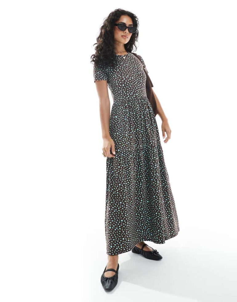 Wednesday's Girl smudge spot tiered midaxi dress in brown and aqua