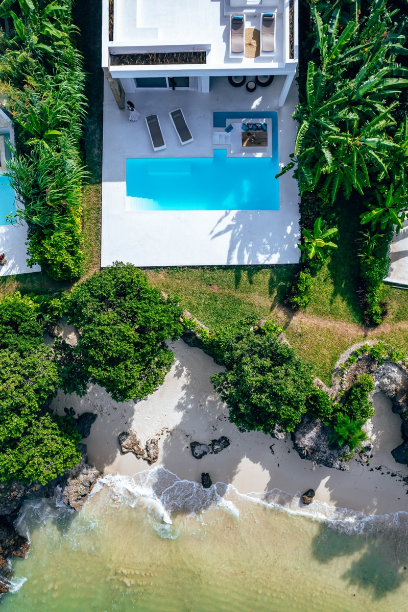 Add an image to your FAQs Sidebar page