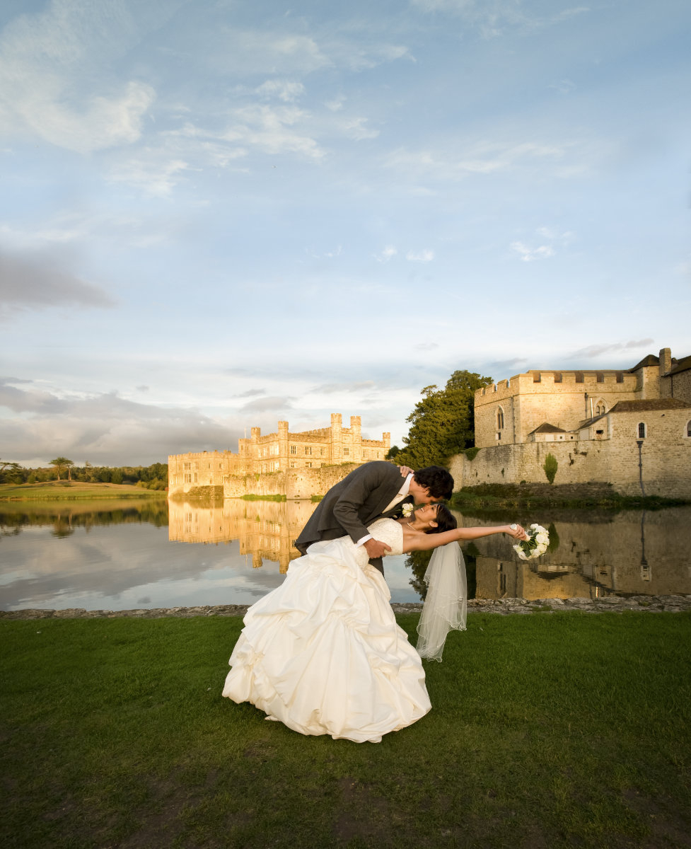 Add an image to your FAQs Sidebar page