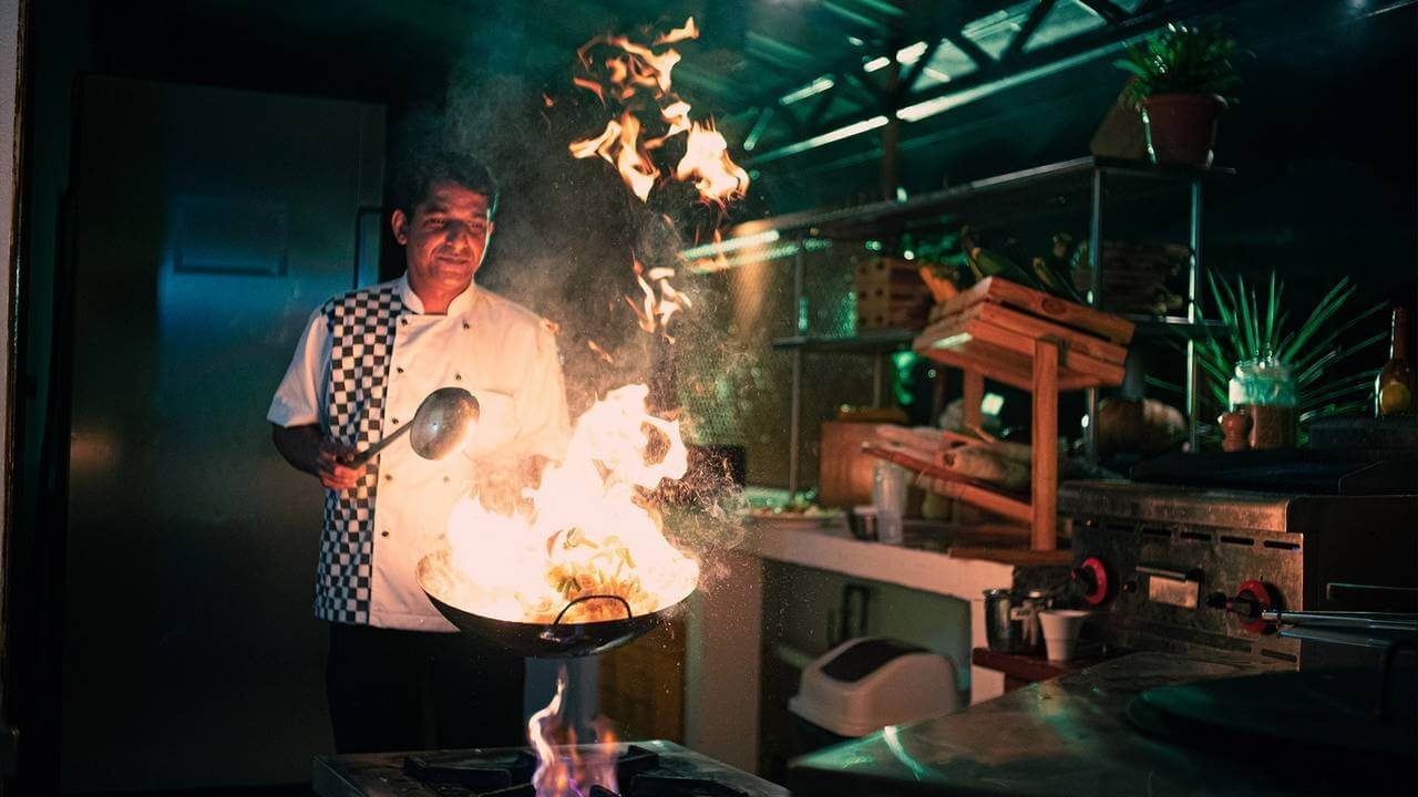 Add a Image to your dining page side bar