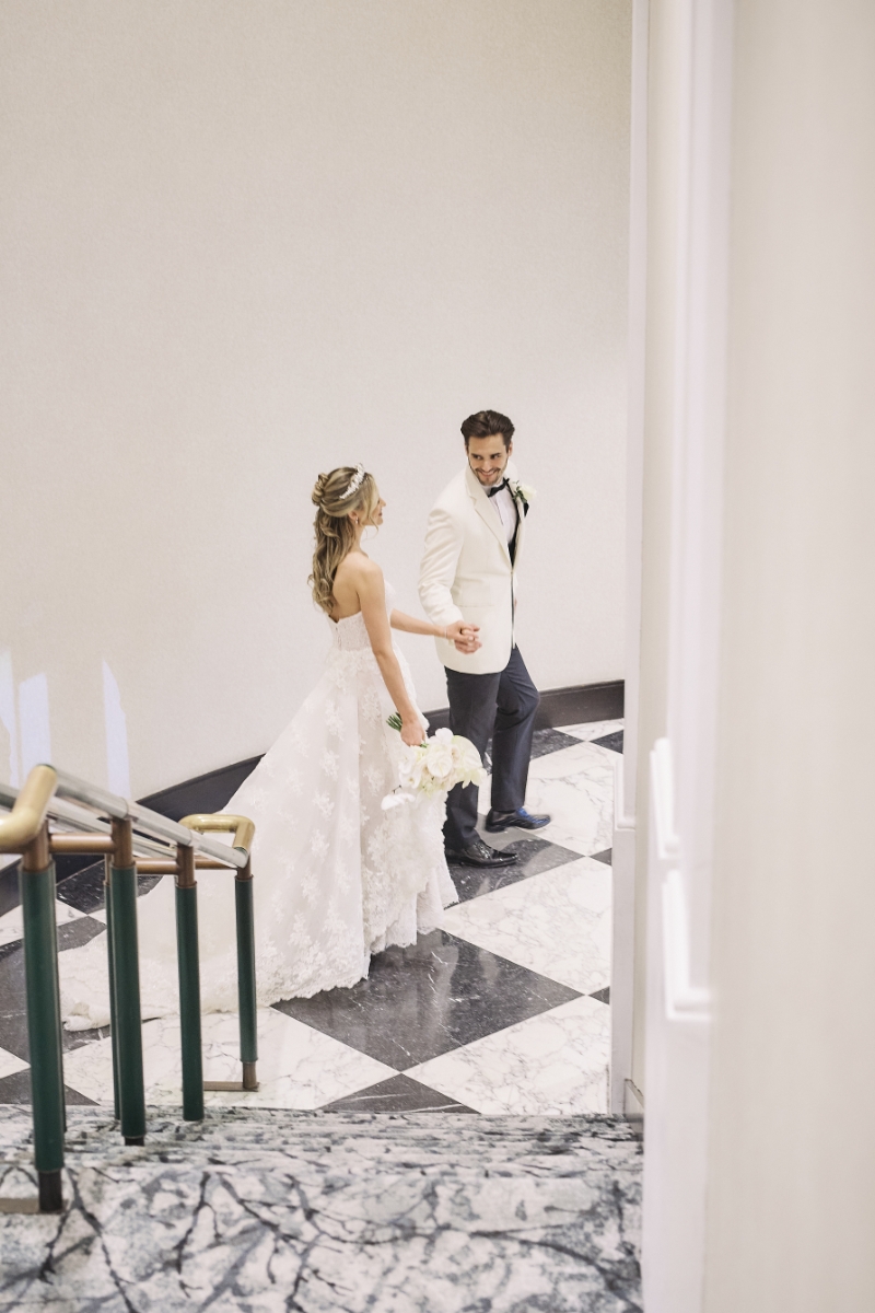 Add an image to your FAQs Sidebar page
