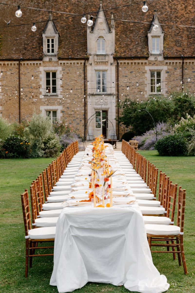 Add a Image to your dining page side bar