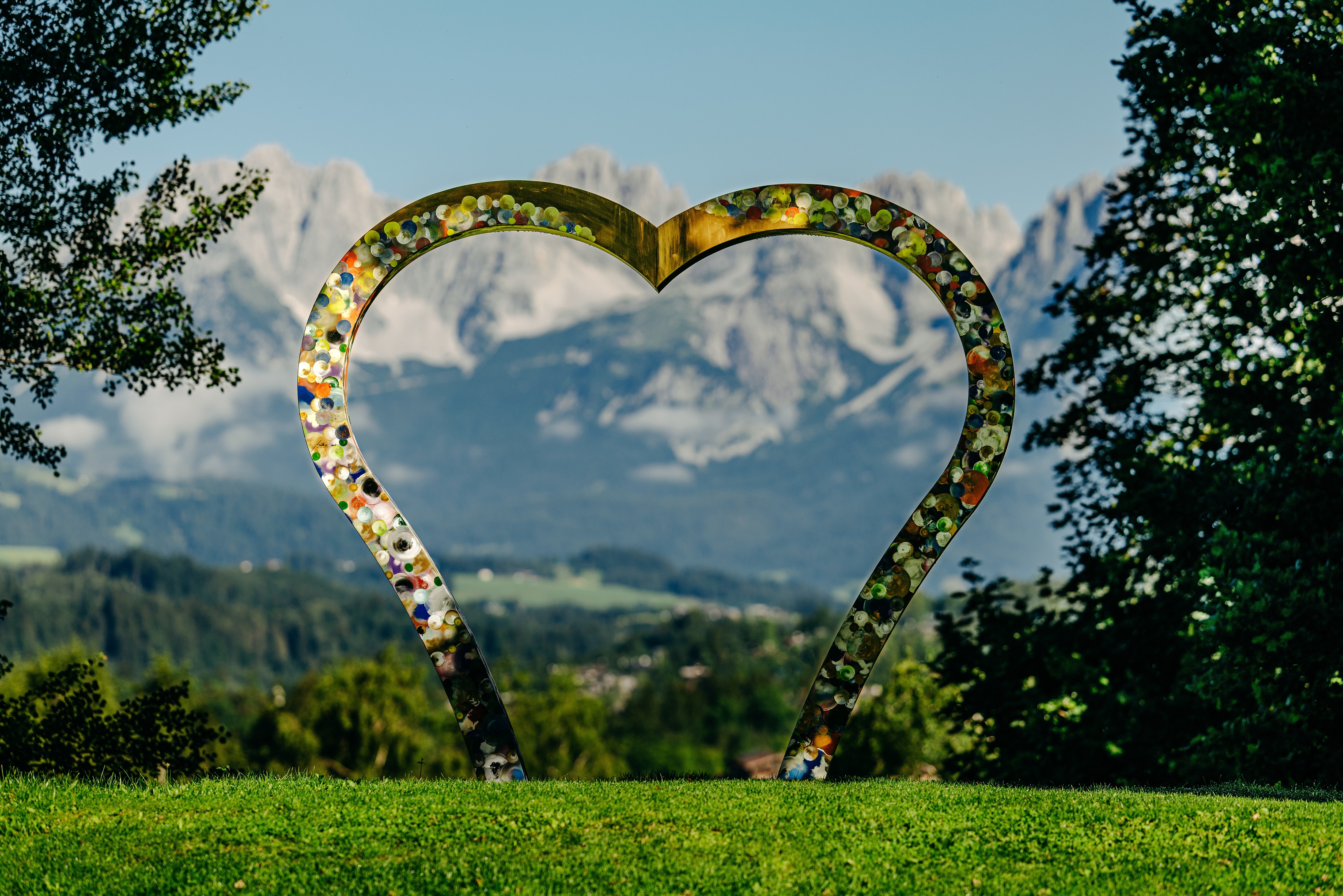 Add an image to your availability Sidebar page