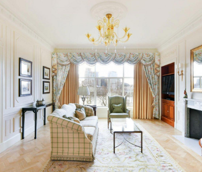 Add a Image to your rooms page side bar