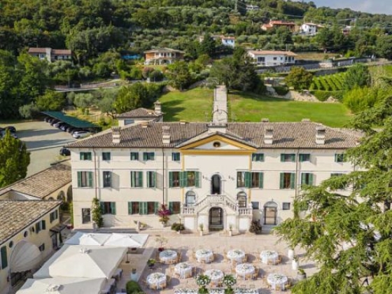Villa Cariola