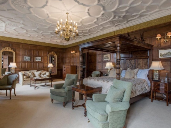 Rushton Hall Hotel & Spa
