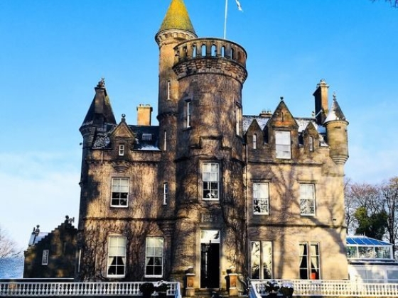 Carlowrie Castle