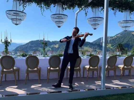 Warble Entertainment