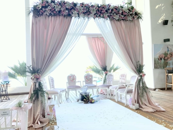 Nilyum Wedding and Event Design
