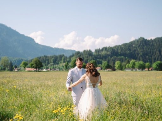 Bilingual celebrant in Europe